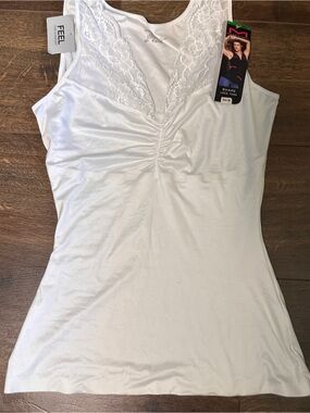 NWT Maidenform Comfort Devotion Shape Lace Tank White L Tummy Control
